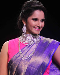 Sania Mirza at Moni Agarwal Show at IIJWeek 2015