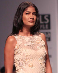 Carol Gracias at Pallavi Mohan Show at WIFW SS 2015