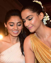 Pernia Qureshi and Sonam Kapoor Pernia Qureshi and Sonam Kapoor