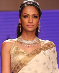 Shamita Singha at Preeti Show at IIJW 2014