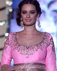 Evelyn Sharma at Save and Empower The Girl Child 2014