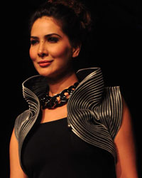Kim Sharma