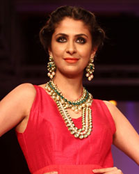 Shobha Shringar Show at IIJW 2014