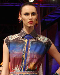 Tarun Tahiliani Show at WIFW SS 2015