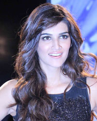 Kriti Sanon at USPL Fashion Show