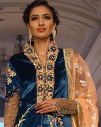 Aalishan Pakistan Fashion Show