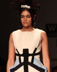 Alpana Neeraj Show at WIFW SS 2015