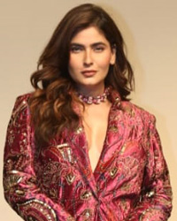 Anamika Khanna Collaborates with multinational fashion retailer H