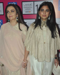 Neeta Ambani with her daughter Isha