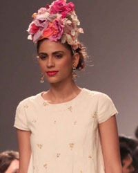 Aneeth Arora Show at WIFW SS 2015