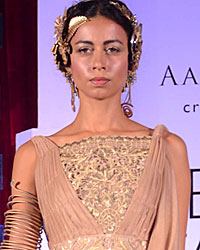 Model showcasing Suneet Varma's collection