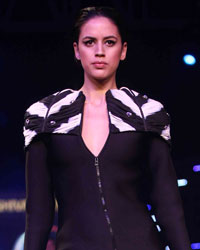 Blenders Pride Fashion Tour 2014