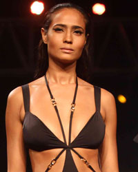 Blenders Pride Fashion Tour 2014