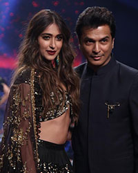 Ileana D'Cruz and Fashion Designer Vikram Phadnis