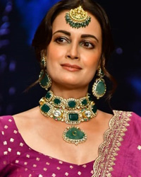 Showstopper Dia Mirza walks the ramp for Chaula Heritage at BTFW day 2