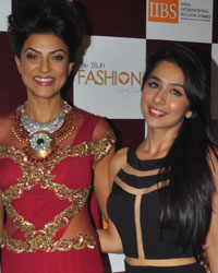 Sushmita Sen and Fashion designer Sonaakshi Raaj