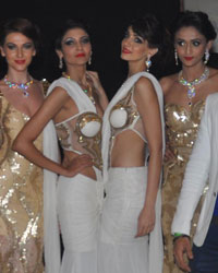 Bullion Summit Fashion Show