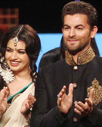 Vivek Oberoi, Vikram Phadnis and Neil Mukesh