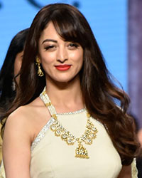 Sandeepa Dhar