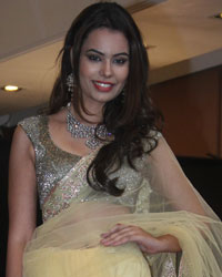 Srishti Rana Miss Asia Pacific World 2013