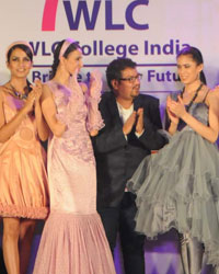 Shakir Shaikh with Models