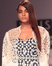 Dev R Nil Show at WIFW SS 2015