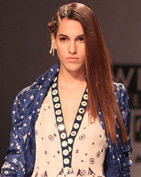 Dev R Nil Show at WIFW SS 2015