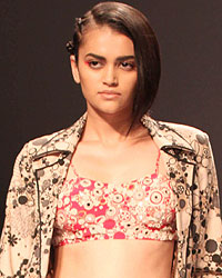 Dev R Nil Show at WIFW SS 2015