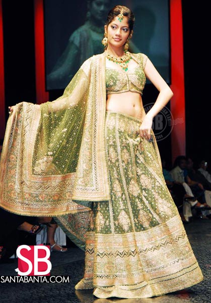  Dubai Fashion Fiesta