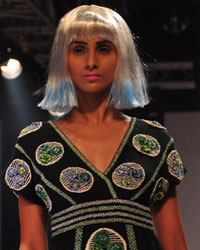 qEaston Pearson Show at Lakme Fashion Week Winter-Festive 2014