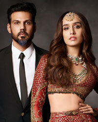 Shraddha Kapoor wirh Fashion Designer Duo Shane and Falguni Peacock