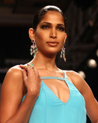 Farah Khan Show at IIJW 2014