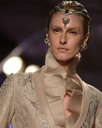 Gaurav Gupta show at Amazon India Couture Week 2015