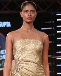 Gaurav Gupta Show at Blenders Pride Fashion Tour 2014