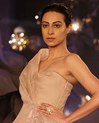 Gaurav Gupta Show at ICW 2017