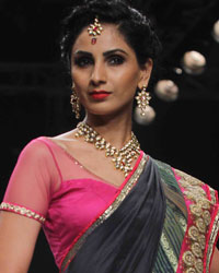 Gitanjali Gems Show at IIJW 2015