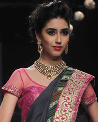 Gitanjali Gems Show at IIJW 2015