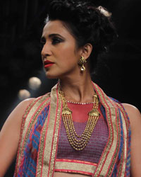 Gitanjali Gems Show at IIJW 2015