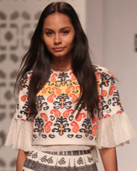 Hemant and Nandita Show at WIFW SS 2015