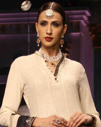 Meera Muzaffar Ali Show at Indai Bridal Fashion Week 2014