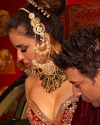 Kangana Ranaut and Designer Suneet Varma