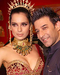 Kangana Ranaut and Designer Suneet Varma