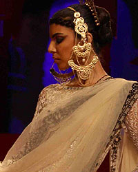 Suneet Verma Show at IBFW 2014