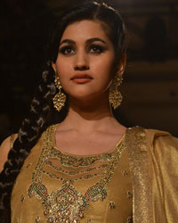 India Bridal Fashion Week 2013