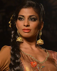 India Bridal Fashion Week 2013