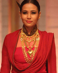 India Bridal Fashion Week Day 2013