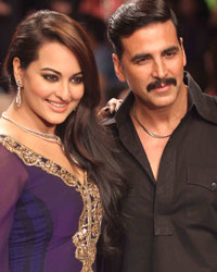 Sonakshi Sinha and Akshay Kumar