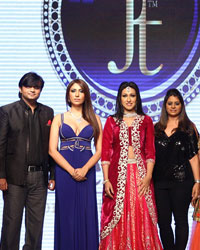 Govind Verma, Pooja Mishra , Rituparna Sengupta,Shougar Merchant, Nidhi and Karan Garotia