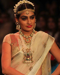 India International Jewellery Week 2013