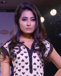 Jabong Online Fashion Week